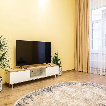 в центрі львова Apartment *